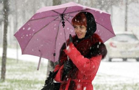 ANM: Iarna ar putea REVENI la sfârşitul lui martie