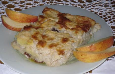 Budincă de orez cu stafide şi scorţişoară