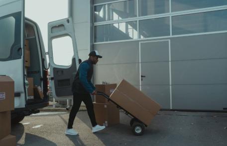 Cum știi că poți avea încredere în firma de curierat pe care o alegi