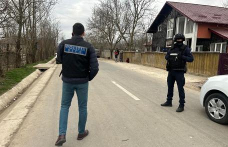Șase persoane reținute în urma perchezițiilor de astăzi de la Ștefănești