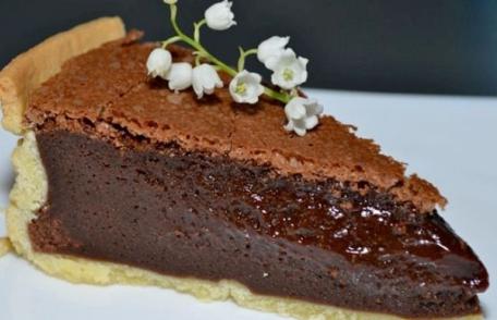 Pască cremoasă cu ciocolată