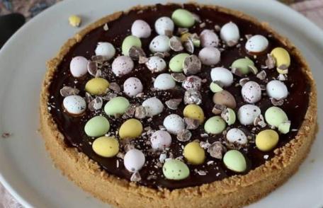 Tartă cu ciocolată și caramel