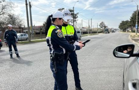 Șofer de 71 de ani,  depistat la volan cu permisul suspendat