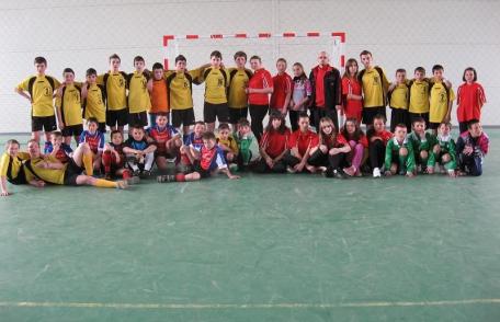 „Prietenie prin sport” – Proiect de parteneriat educațional interjudețean