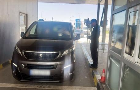 Permis de conducere ucrainean fals, descoperit asupra unui bărbat la intrarea în țară