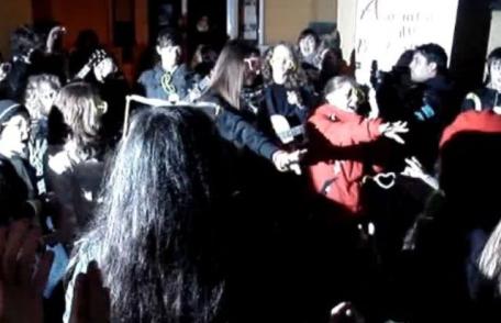 „Vis de artist”  [VIDEO]: Copii și tineri din Dorohoi prezenți la „flashmob” organizat la Botoșani