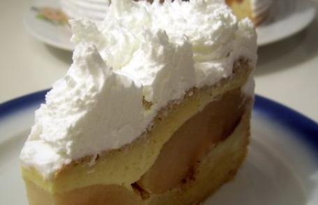  Tort de mere cu crema de zahar ars