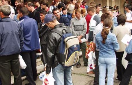 Peste 300 de dorohoieni aflați în căutarea unui loc de muncă