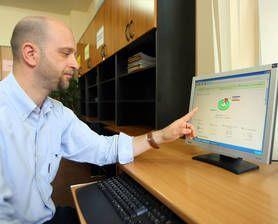 Licenţa, masteratul şi doctoratul, controlate la sânge