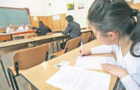 Vezi cum vor fi plătite cadrele didactice la examenele naţionale