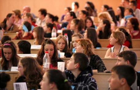 Culmea educației: Elevii de clasa a XI-a vor decide prin referendum asupra bacalaureatului din 2013