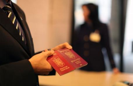 Reprezentanţii Serviciului de Paşapoarte fac apel ca botoşănenii să solicite din timp documentele