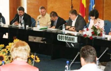 Vezi care sunt atribuțiile noilor vicepreşedinţi ale Consiliului Judeţean Botoșani