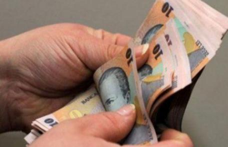 Salariile bugetariilor vor fi majorate cu 8% din august