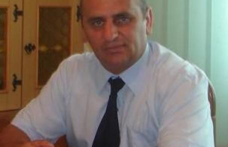 Primarul-jucator i-a pus la punct azi, pe fratii Dinamita Palalaie: “Daca nu va comportati frumos, am eu grija de voi, sa va scot din fotbal”