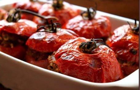 Roșii umplute cu carne