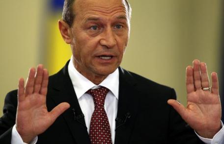 Băsescu BOICOTEAZĂ referendumul. Preşedintele suspendat îndeamnă PDL să nu-şi trimită reprezentanţi în secţiile de votare