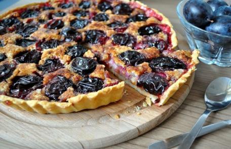 Tartă delicioasă cu prune