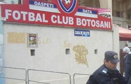 Bilete de meci vândute la suprapreţ …