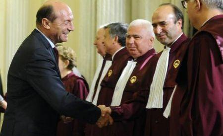 Trei judecători CCR sunt în conflict de interese. Unul primește pensie de handicap