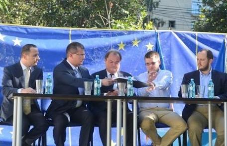 Vezi ce siglă și-a ales alianța de centru-dreapta