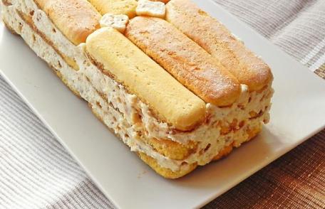 Tiramisu cu nuci caramelizate