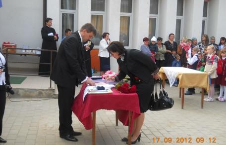 Noul an școlar 2012- 2013 și lansarea cărtii „IBĂNEȘTI MOMENTE DE EXISTENȚĂ”