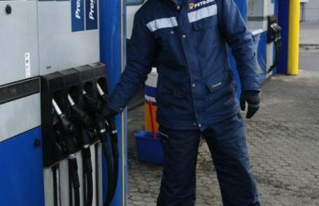 Petrom ieftineşte substanţial carburanţii