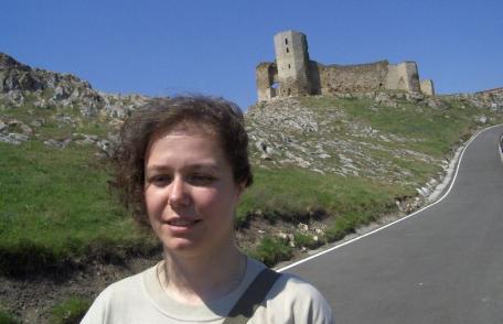 IHTIS: Interviu cu ADINA MÎNICAN