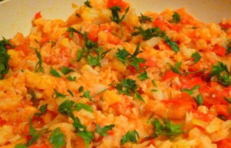 Conopidă cu legume la cuptor