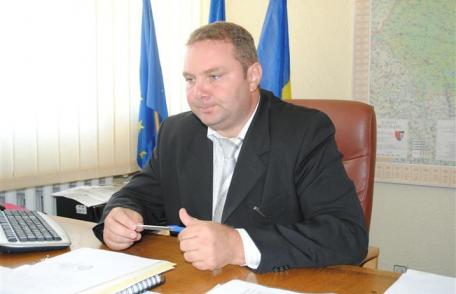 Reprezentanţi ai romilor promit să finanţeze obiective de sprijin al etniei din Botoşani
