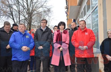 Candidații USL Andrei Dolineaschi și Doina Federovici, au vizitat astăzi comunele Corlăteni, Dersca și Cartierul Doja din Dorohoi