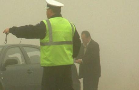 Accident grav în Suceava. Un camion s-a izbit de zidul unei pasarele, trei oameni au murit