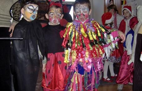 Carnavalul copiilor la Complexele de apartamente „Casa Mea” şi „Floare de colţ” în parteneriat cu  Asociaţia Sarepta Dorohoi