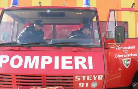 Cetățenii învăţaţi să-şi apere casa de incendii