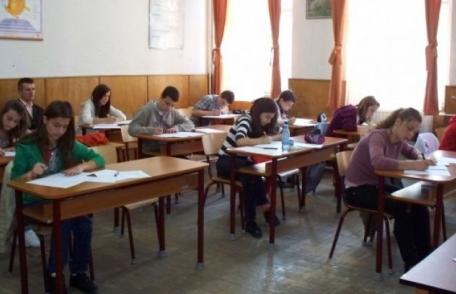 Au fost publicate modele de subiecte pentru simulările examenelor naţionale
