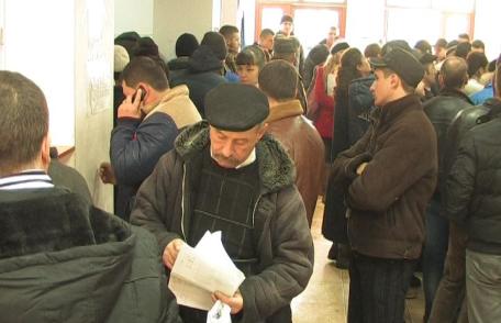 Fișa medicală creează haos la gheșeile de eliberări permise din Botoșani