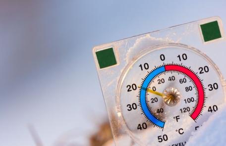 Se întorc ninsorile şi gerul. Vezi prognoza de weekend