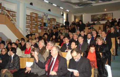 Vezi mesajul prefectului Costică Macaleţi către invitaţii sosiţi pentru „Zilele Eminescu” 