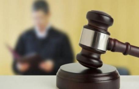 Profesor universitar condamnat la închisoare cu executare în dosarul fraudei de la Colegiul Economic