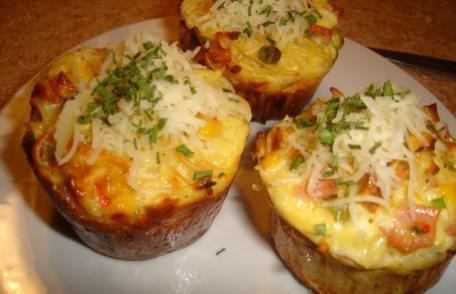 Brioșe cu cașcaval și șuncă