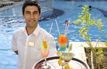 Locuri de muncă: Germania caută bucătari, barmani și ospătari