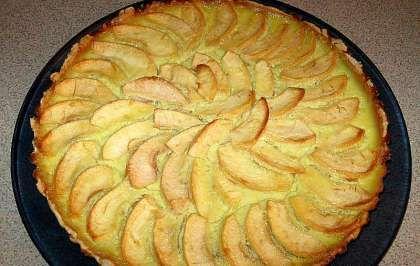 Tartă cu mere