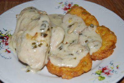 Piept de pui cu sos de ciuperci