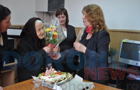 Un secol de viață aniversat la Școala Brăești - VIDEO/FOTO