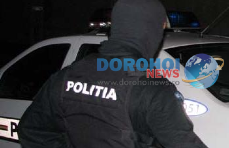 Suspecţi de comiterea unui furt identificati de poliţişti