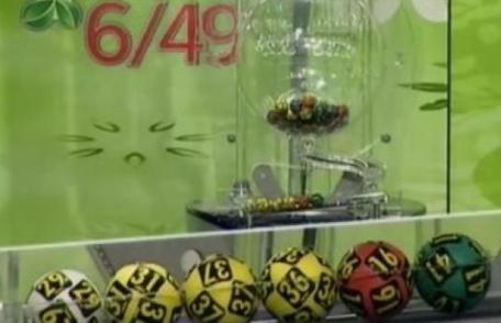 LOTO 6/49. Zece români au fost la un pas de marele premiu. Numerele extrase