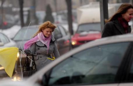 Atenție! Avertizare meteorologică tip COD GALBEN de intensificări ale vântului