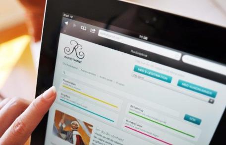 Taxa radio-TV, plătită şi de proprietarii de computere şi telefoane mobile, în Suedia