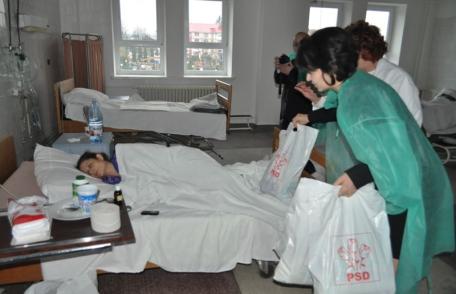 De 8 Martie senatorul Doina Federovici a felicitat cele mai fericite proaspete mămici din judeţ - FOTO